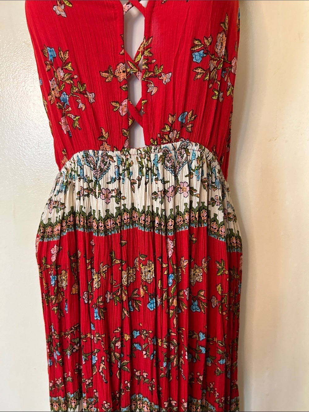 Patrons of Peace Red Floral Maxi Dress with Spaghetti Straps size M - Picture 4 of 12